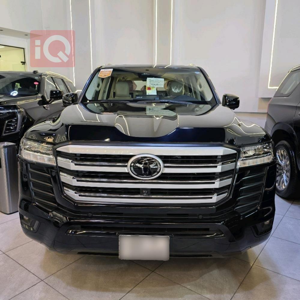 تۆیۆتا لاند کروزەر